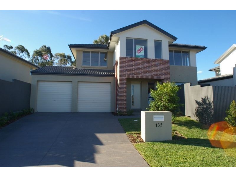 132 Minorca Circuit, Spring Farm NSW 2570