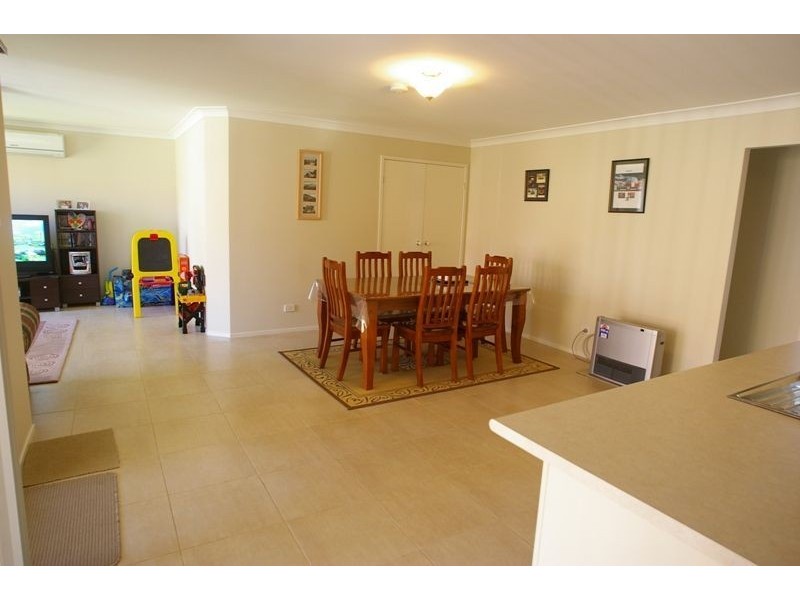 17 Ingham Street, Spring Farm NSW 2570