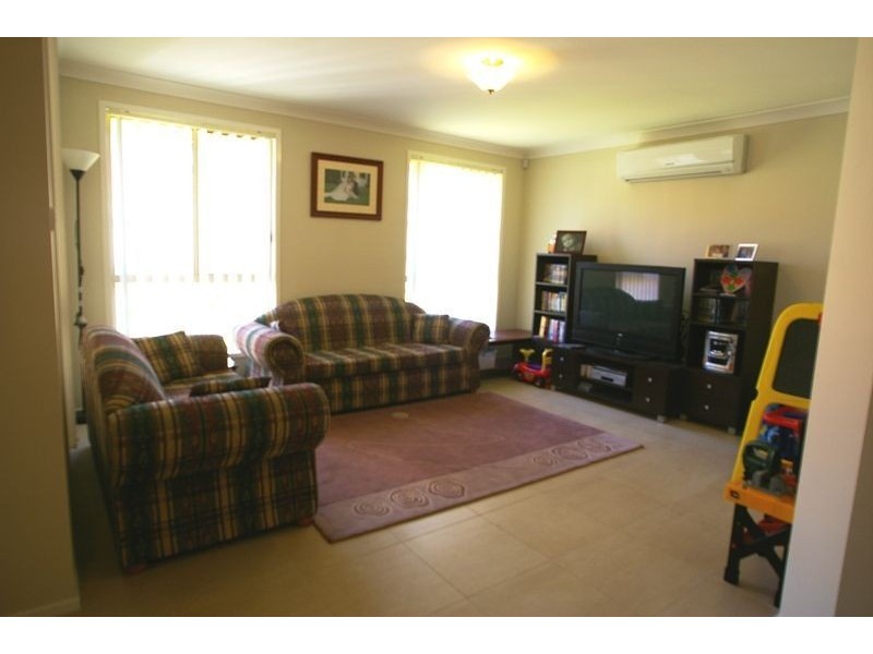 17 Ingham Street, Spring Farm NSW 2570
