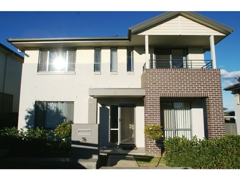 76 Minorca Circuit, Spring Farm NSW 2570