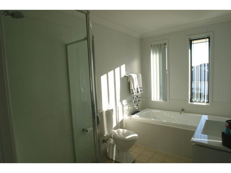 76 Minorca Circuit, Spring Farm NSW 2570