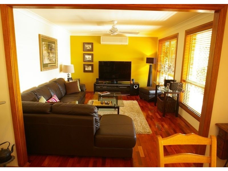 31 William Mannix Avenue, Currans Hill NSW 2567
