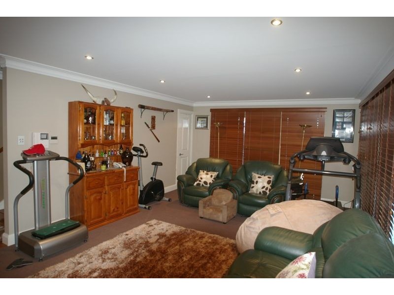 4 William Avenue, Camden NSW 2570