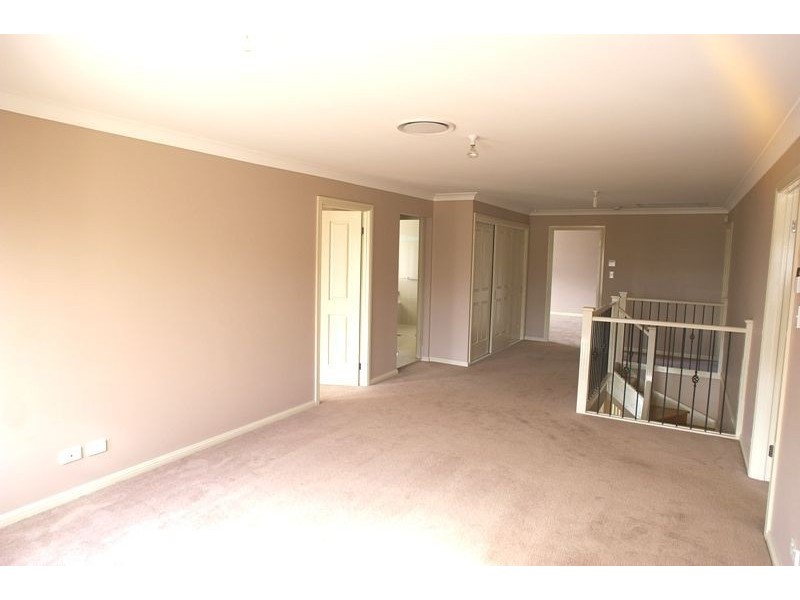 14 Rheinbergers Circuit, Elderslie NSW 2570