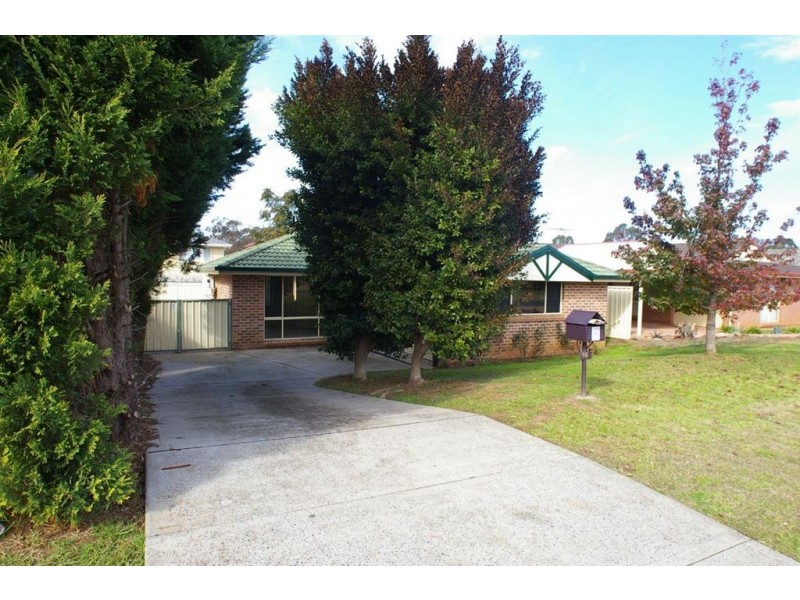 16 Carandini Street, St Helens Park NSW 2560
