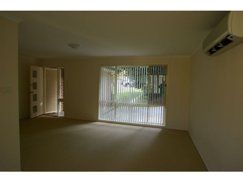 16 Carandini Street, St Helens Park NSW 2560