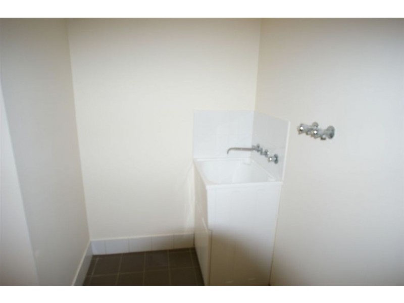 16 Carandini Street, St Helens Park NSW 2560