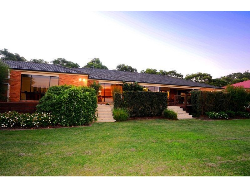 3 Hillside Court, Lysterfield South VIC 3156