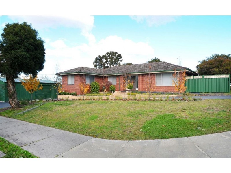 1 Gabrielle Court, Ferntree Gully VIC 3156