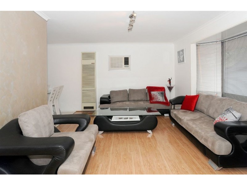 7 Metcalf Crescent, Rowville VIC 3178