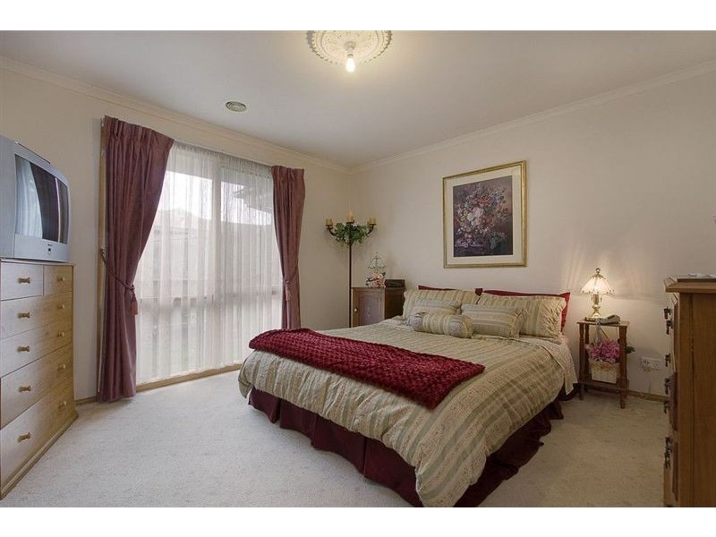 5 Jacobus Walk, Ferntree Gully VIC 3156
