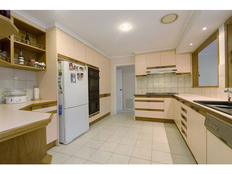 22 Lloyd Street, Knoxfield VIC 3180