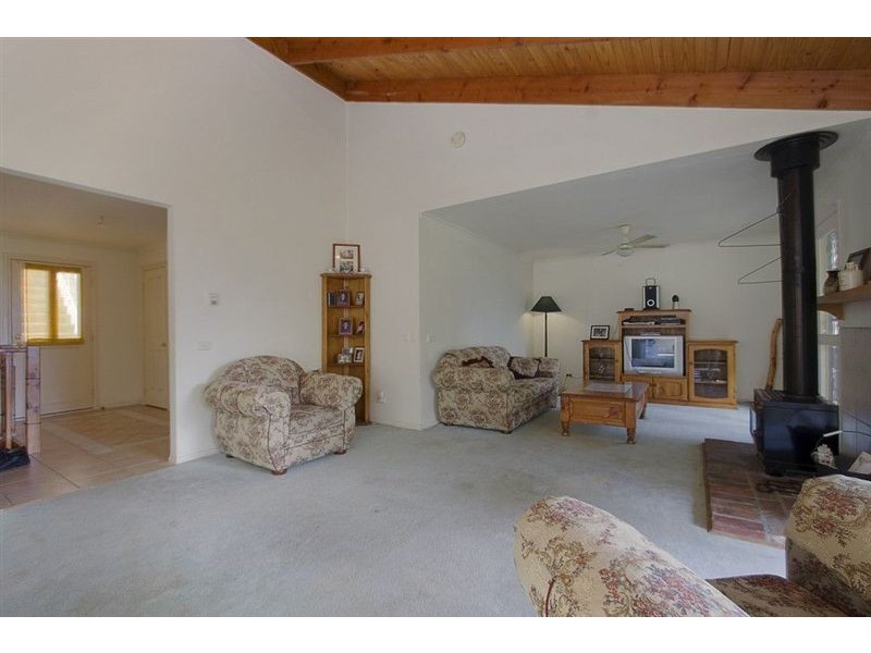 29 Walbundry Avenue, Ferntree Gully VIC 3156