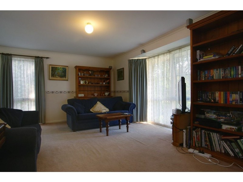 2 Collier Road, Kilsyth South VIC 3137