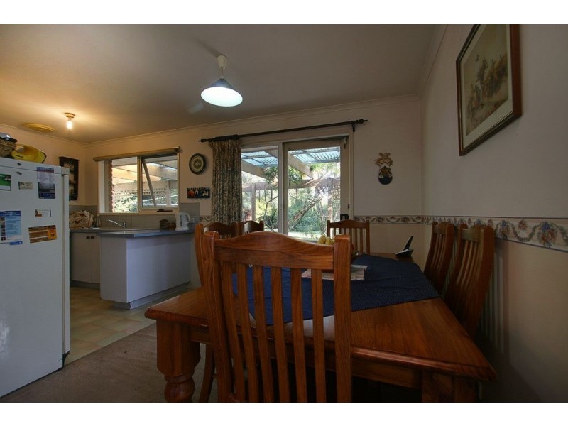 2 Collier Road, Kilsyth South VIC 3137
