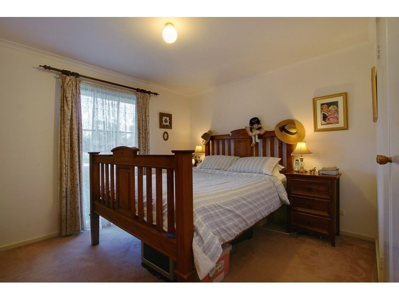 2 Collier Road, Kilsyth South VIC 3137