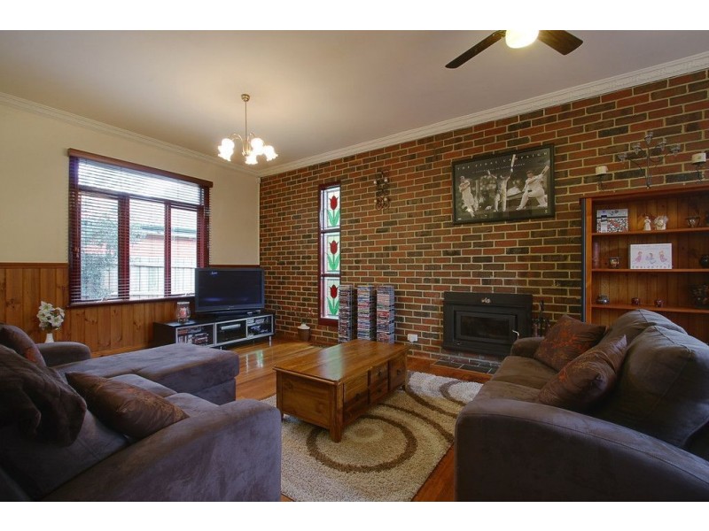 28 Segarta Circuit, Ferntree Gully VIC 3156