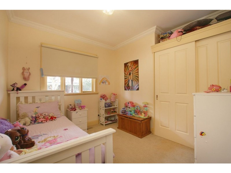 28 Segarta Circuit, Ferntree Gully VIC 3156