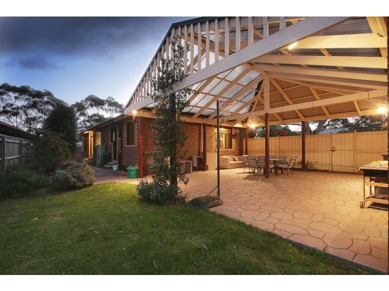 28 Segarta Circuit, Ferntree Gully VIC 3156