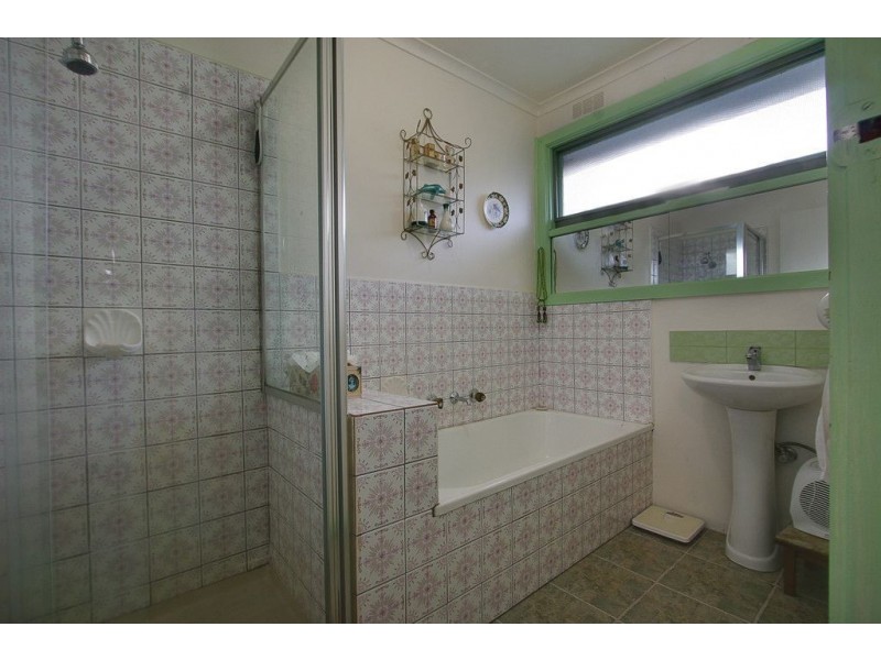 1/127 Underwood Road, Ferntree Gully VIC 3156
