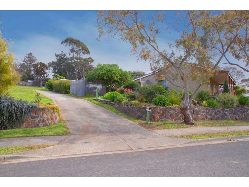 10 Nathan Street, Ferntree Gully VIC 3156