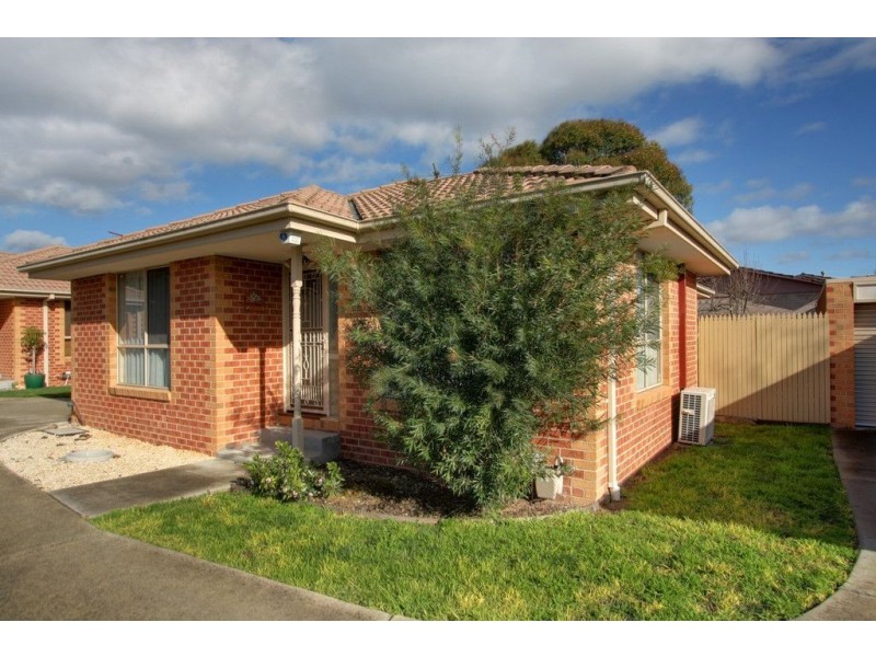 2/5 Joyce Street, Boronia VIC 3155