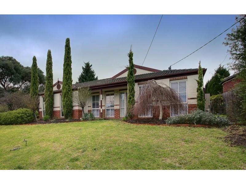 16 Mayfair Drive, Ferntree Gully VIC 3156