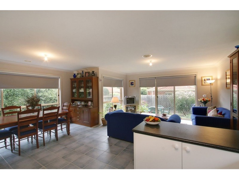 10/23-25 Edina Road, Ferntree Gully VIC 3156