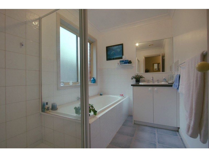 10/23-25 Edina Road, Ferntree Gully VIC 3156