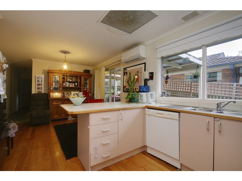 22 Rona Street, Ferntree Gully VIC 3156