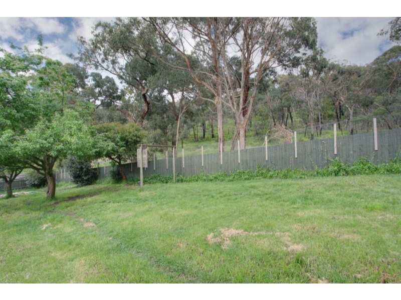 22 Rona Street, Ferntree Gully VIC 3156