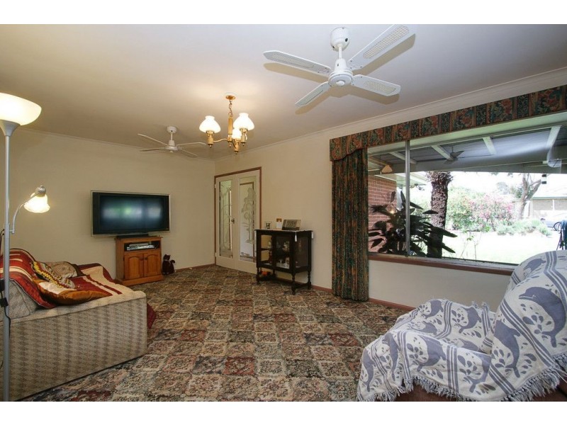 9 Fuchsia Street, Ferntree Gully VIC 3156