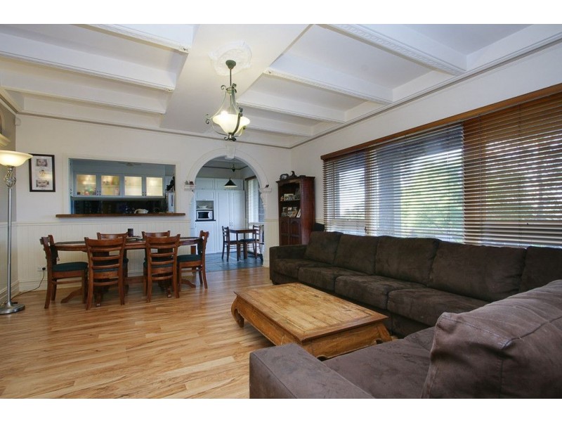 34 Bayview Crescent, The Basin VIC 3154