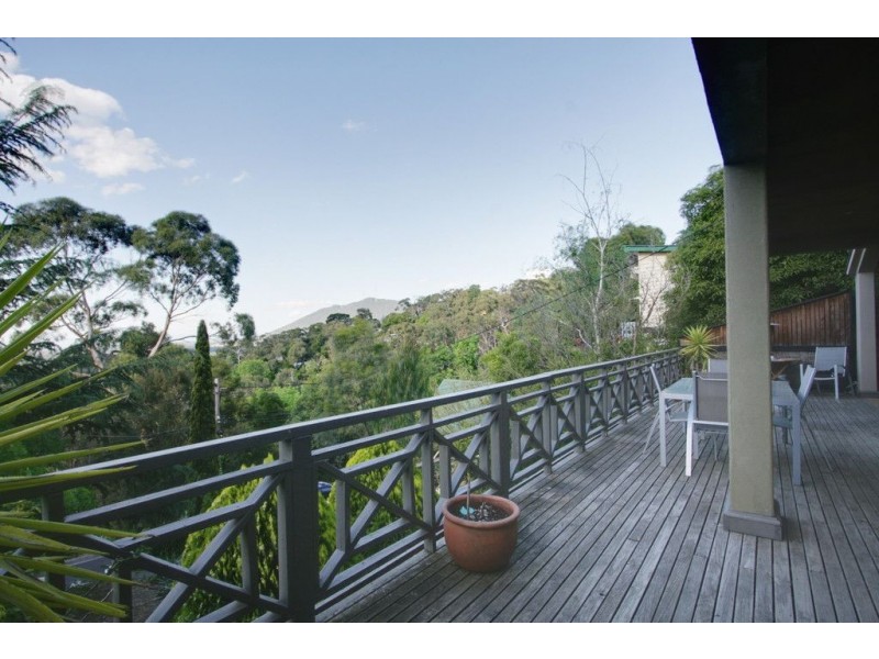 34 Bayview Crescent, The Basin VIC 3154