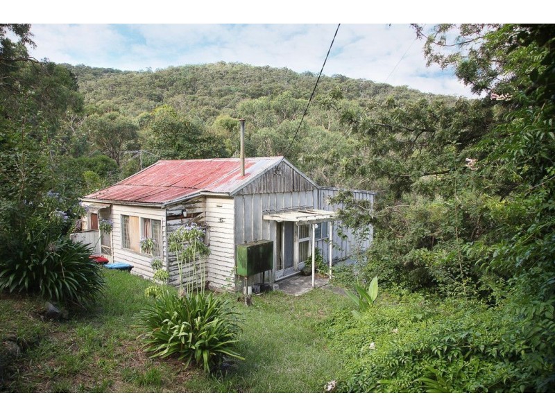 6 Jean Street, Upper Ferntree Gully VIC 3156