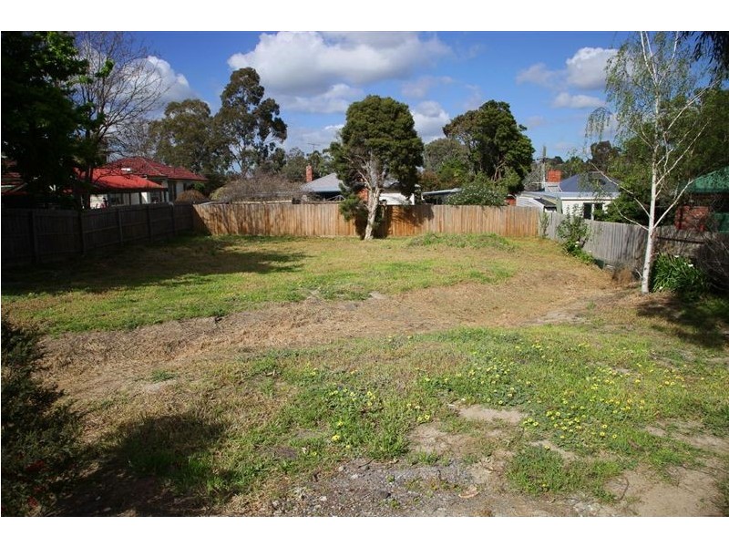 7 Chatham Avenue, Ferntree Gully VIC 3156