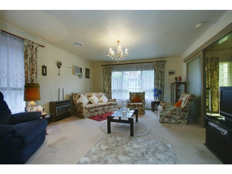 10 Flower Street, Ferntree Gully VIC 3156