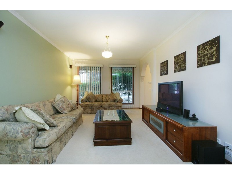 45 Liviana Drive, Rowville VIC 3178