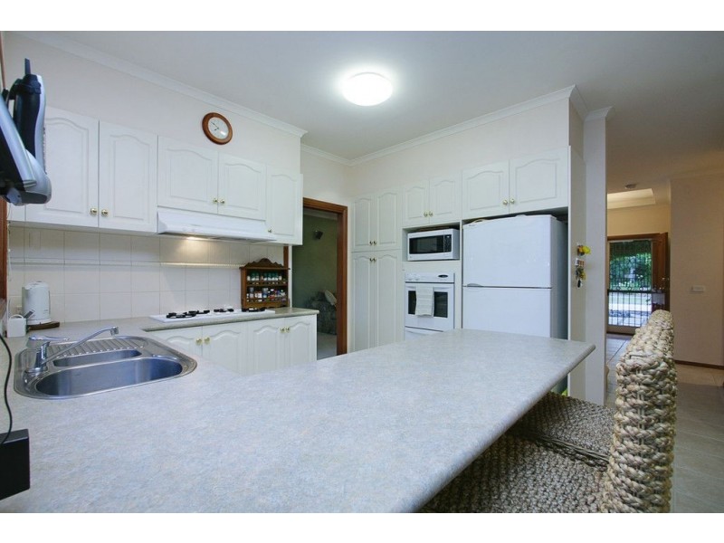 45 Liviana Drive, Rowville VIC 3178