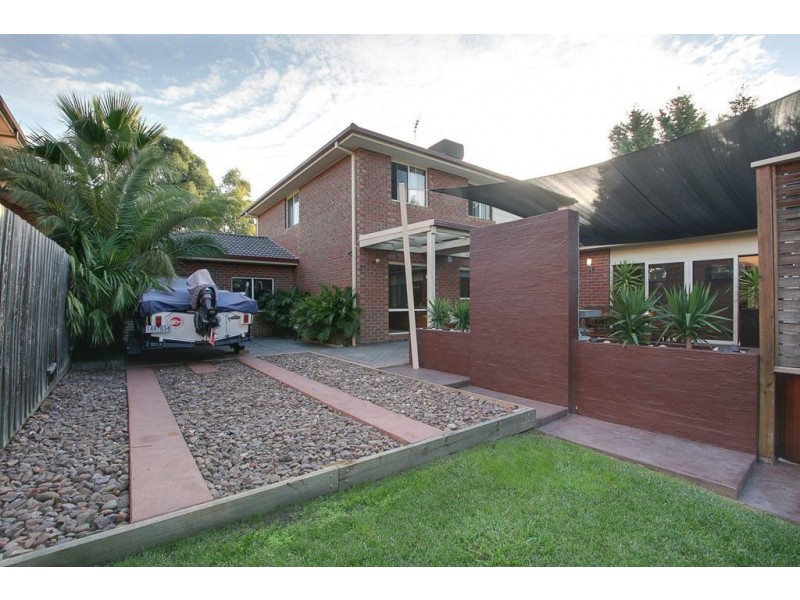 45 Liviana Drive, Rowville VIC 3178