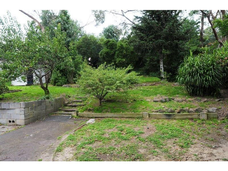 29 Moore Street, Ferntree Gully VIC 3156