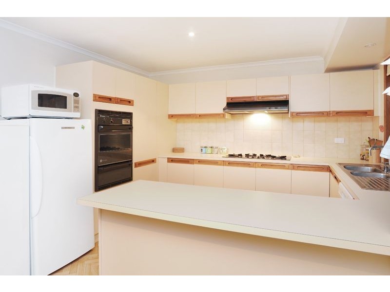 8 Tolhurst Avenue, Boronia VIC 3155