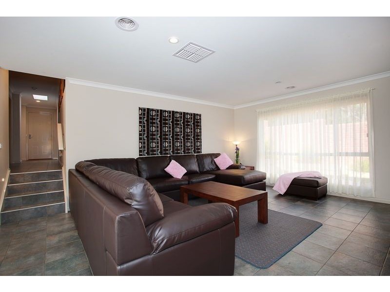 2 Glenburn Road, Boronia VIC 3155