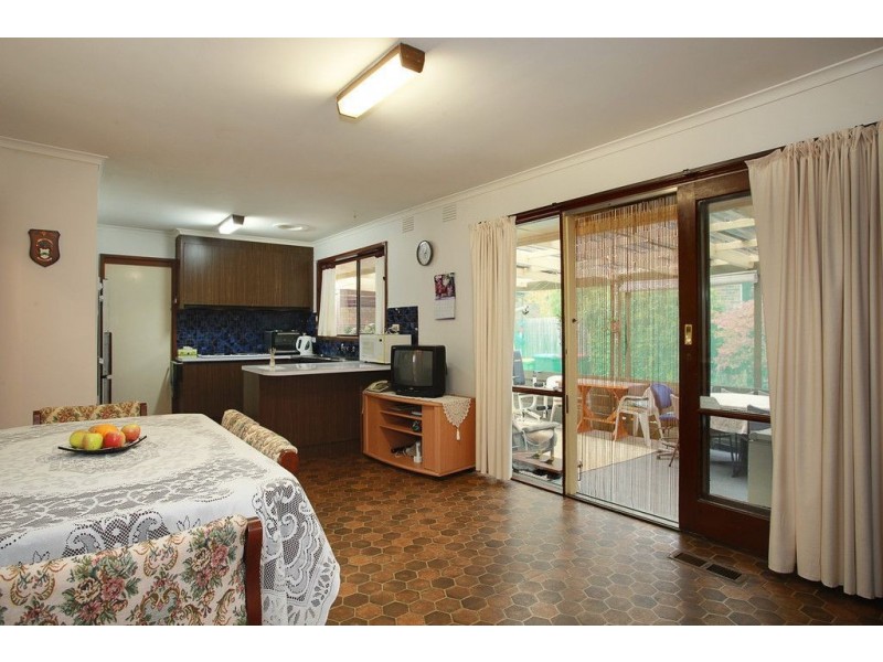 22 Hillcrest Avenue, Ferntree Gully VIC 3156
