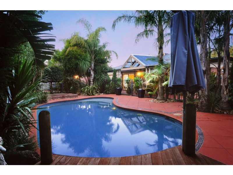 11 Grange Drive, Lysterfield VIC 3156