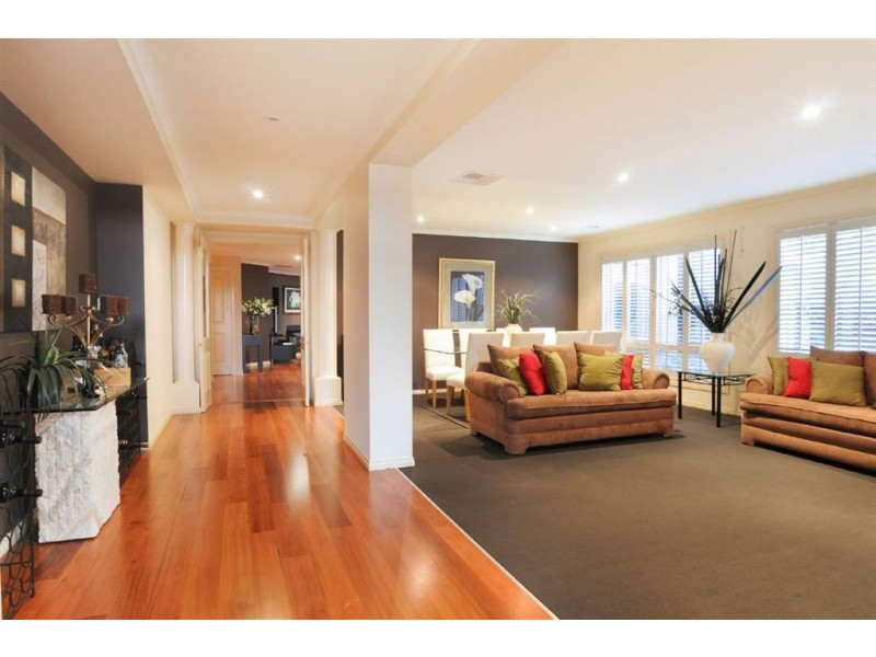 11 Grange Drive, Lysterfield VIC 3156