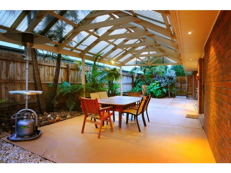 11 Easton Court, Ferntree Gully VIC 3156