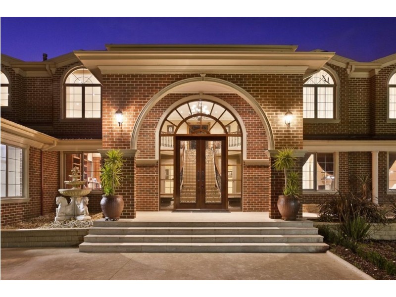 109 Grange Drive, Lysterfield VIC 3156