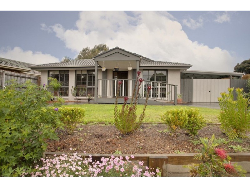 82 Windermere Drive, Ferntree Gully VIC 3156
