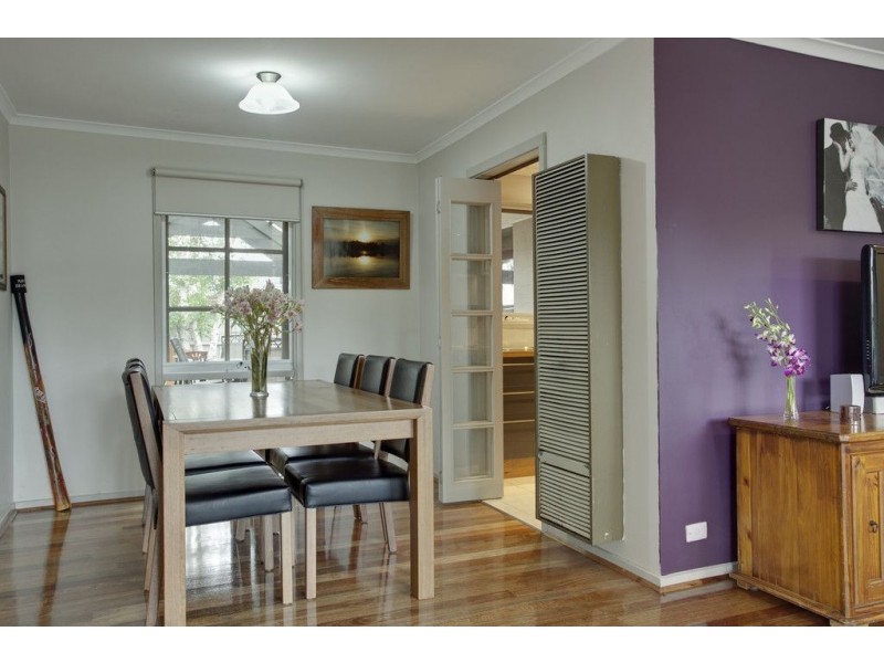 82 Windermere Drive, Ferntree Gully VIC 3156